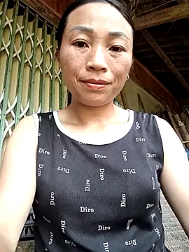 Snapshot of lucybaby00 chatting on April 28, 2026, 4:17 am lucybaby00 online show from April 28, 2026, 4:17 am
