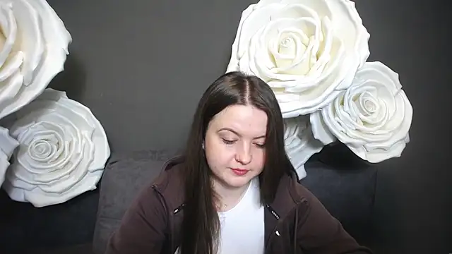 MavkaCute online show from September 23, 2025, 6:00 pm