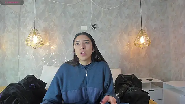 shumy angels online show from November 10, 2025, 4:44 am