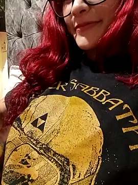 mae lyra online show from March 26, 2026, 9:09 pm