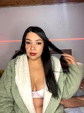 Anahibella online show from November 4, 2025, 7:07 am