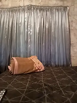 small D94 online show from February 18, 2026, 6:59 pm