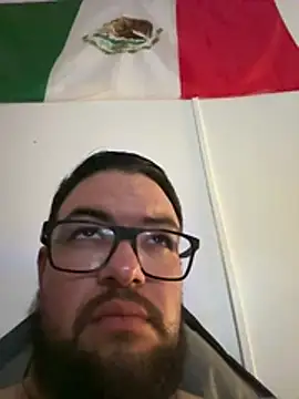 Snapshot of javier_89ER chatting on July 23, 2026, 5:27 am javier 89ER online show from July 23, 2026, 5:27 am