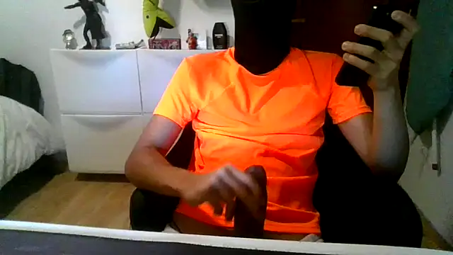 Snapshot of mexboy_13 chatting on March 16, 2026, 9:46 am mexboy 13 online show from March 16, 2026, 9:46 am