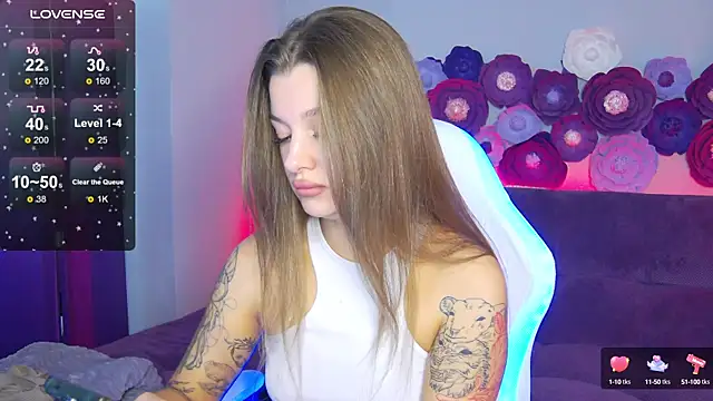 Snapshot of LindaBrilliant chatting on September 26, 2025, 3:21 am LindaBrilliant online show from September 26, 2025, 3:21 am