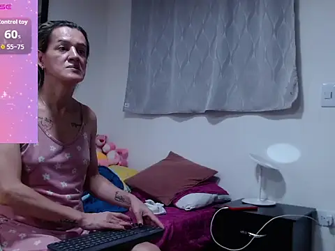 AllysonStonne online show from November 2, 2025, 10:01 pm