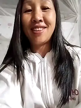 cute love00 online show from February 17, 2026, 10:27 pm