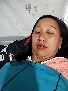 cute love00 online show from February 20, 2026, 10:43 pm