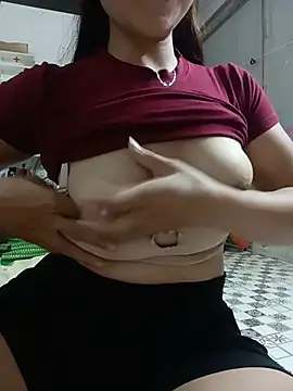 Snapshot of adbosa_00 chatting on July 25, 2026, 12:47 pm adbosa 00 online show from July 25, 2026, 12:47 pm