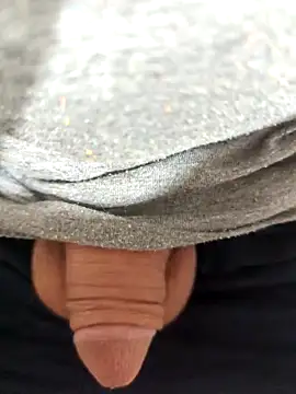 Sweethoneygun online show from September 20, 2025, 4:24 am