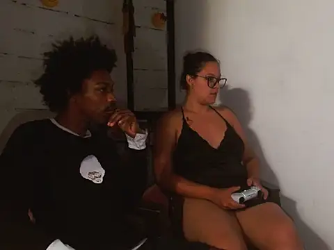 Ela-mucci online show from March 21, 2026, 3:48 pm