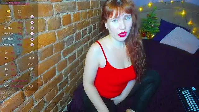 Cutiee Alicee online show from December 10, 2024, 1:32 am