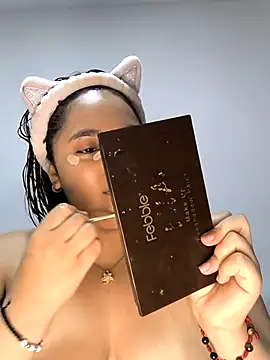 butterfly777  online show from October 11, 2025, 4:05 pm