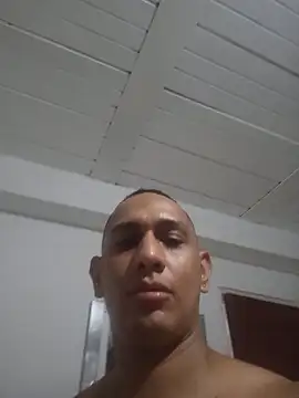 Jota Alejand online show from November 7, 2025, 2:17 pm