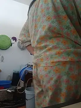  Babyrose  online show from June 10, 2026, 6:34 am