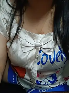 Babyrose  online show from July 27, 2026, 5:09 pm