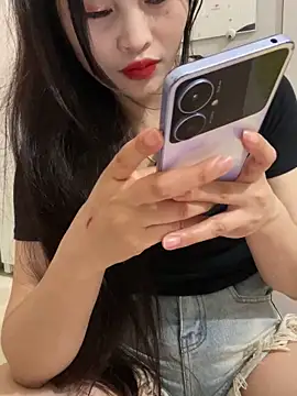 Lissa xinh09 online show from December 4, 2025, 4:27 pm