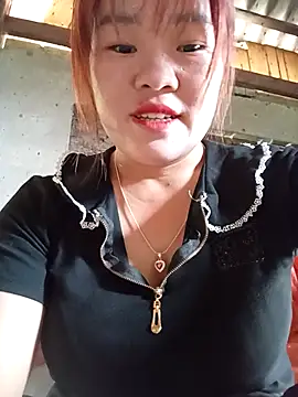 sukabae00 online show from October 2, 2025, 2:40 am