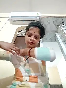 Snapshot of Sonam_dhakad chatting on February 19, 2026, 1:12 am Sonam dhakad online show from February 19, 2026, 1:12 am