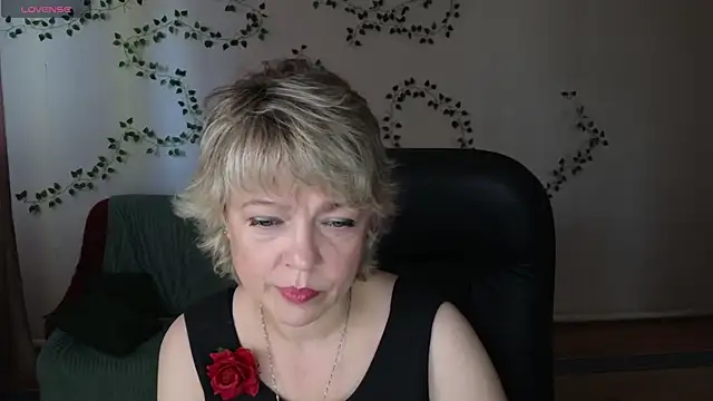 Snapshot of Rosette_Pricky chatting on May 24, 2026, 2:11 pm Rosette Pricky online show from May 24, 2026, 2:11 pm