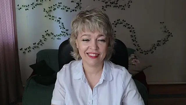 Snapshot of Rosette_Pricky chatting on June 3, 2026, 2:19 pm Rosette Pricky online show from June 3, 2026, 2:19 pm