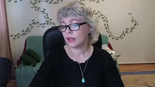 Snapshot of Rosette_Pricky chatting on June 5, 2026, 2:34 pm Rosette Pricky online show from June 5, 2026, 2:34 pm