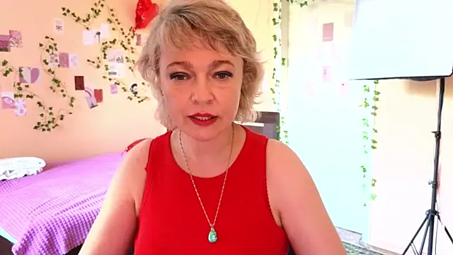 Snapshot of Rosette_Pricky chatting on June 10, 2026, 2:27 pm Rosette Pricky online show from June 10, 2026, 2:27 pm