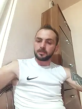 papichulo0099 online show from October 4, 2025, 2:09 am