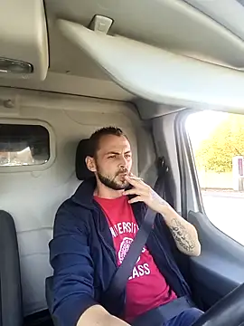 papichulo0099 online show from October 29, 2025, 10:17 am