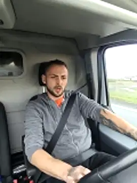 papichulo0099 online show from November 20, 2025, 7:08 am