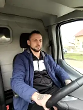 papichulo0099 online show from February 20, 2026, 6:37 am