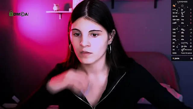 lizzie boom online show from November 22, 2025, 8:52 pm