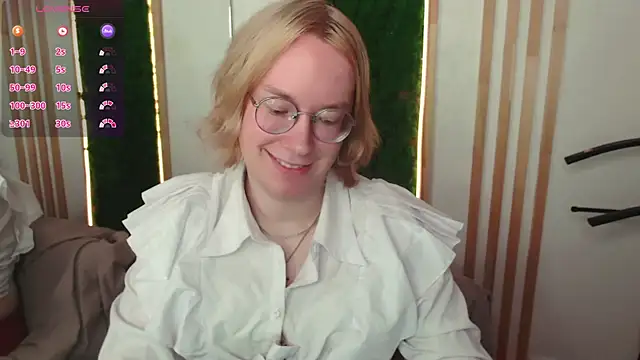 Amanda Butlerr online show from June 24, 2026, 2:38 pm