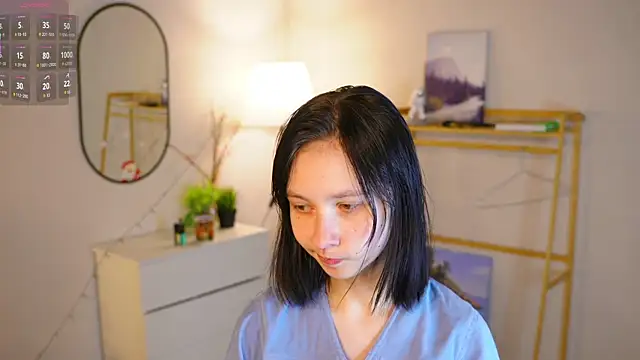 Snapshot of SuzanneHowse chatting on January 11, 2026, 3:11 am SuzanneHowse online show from January 11, 2026, 3:11 am