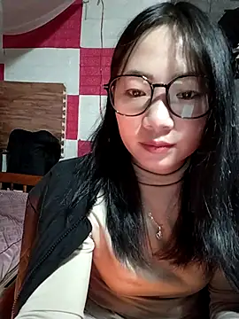 AAANINE22 online show from November 1, 2025, 2:24 am