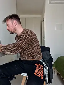 mrlyuis online show from March 30, 2026, 11:00 am