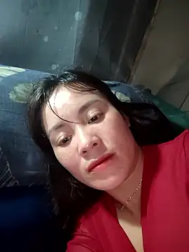 Snapshot of TinTim02 chatting on May 23, 2026, 11:42 pm TinTim02 online show from May 23, 2026, 11:42 pm