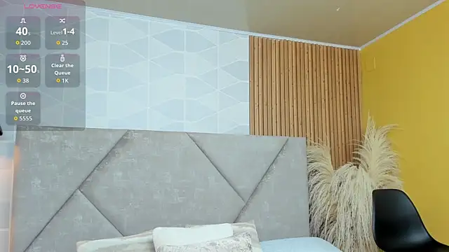 Brunnette Sensation online show from October 30, 2025, 6:30 pm