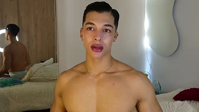 Troye Williams online show from April 4, 2026, 2:03 pm