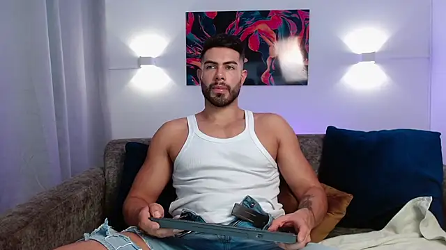 ZarekFox online show from September 20, 2025, 1:34 pm