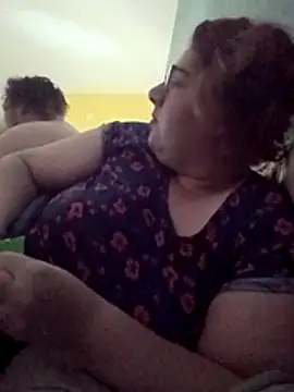 Snapshot of XEmoxkittyx chatting on July 20, 2026, 8:55 pm XEmoxkittyx online show from July 20, 2026, 8:55 pm