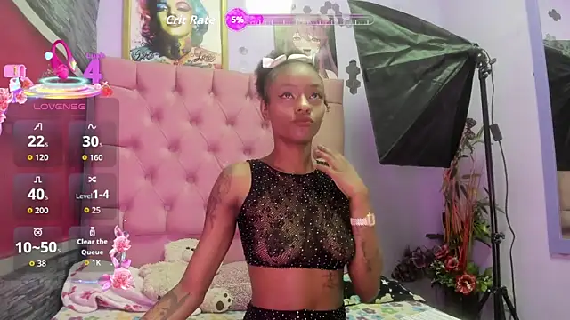 Snapshot of Shantall_ks chatting on September 18, 2025, 5:09 am Shantall ks online show from September 18, 2025, 5:09 am