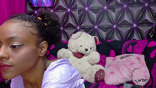 Snapshot of Shantall_ks chatting on October 30, 2025, 4:03 am Shantall ks online show from October 30, 2025, 4:03 am