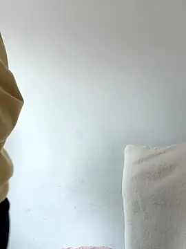 Snapshot of Victoria_alson chatting on October 2, 2025, 2:02 pm Victoria alson online show from October 2, 2025, 2:02 pm