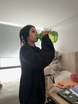 Snapshot of Victoria_alson chatting on November 22, 2025, 1:54 pm Victoria alson online show from November 22, 2025, 1:54 pm