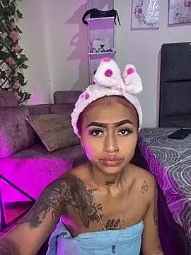 Snapshot of Dirty_isabella18 chatting on June 4, 2026, 10:05 pm Dirty isabella18 online show from June 4, 2026, 10:05 pm