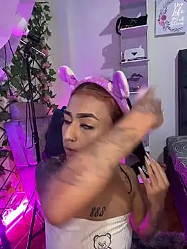 Snapshot of Dirty_isabella18 chatting on June 12, 2026, 10:30 pm Dirty isabella18 online show from June 12, 2026, 10:30 pm