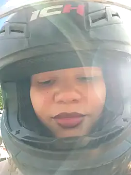 SirenRouge 69 online show from November 26, 2025, 8:21 pm