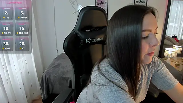 amaia monet online show from October 15, 2025, 7:47 pm