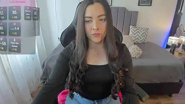 amaia monet online show from November 7, 2025, 7:36 pm